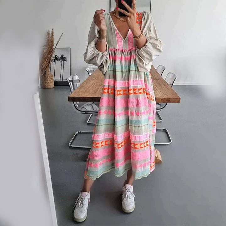 Sabrina | Bequemes Boho-Kleid mit geometrischem Muster und langen Ärmeln