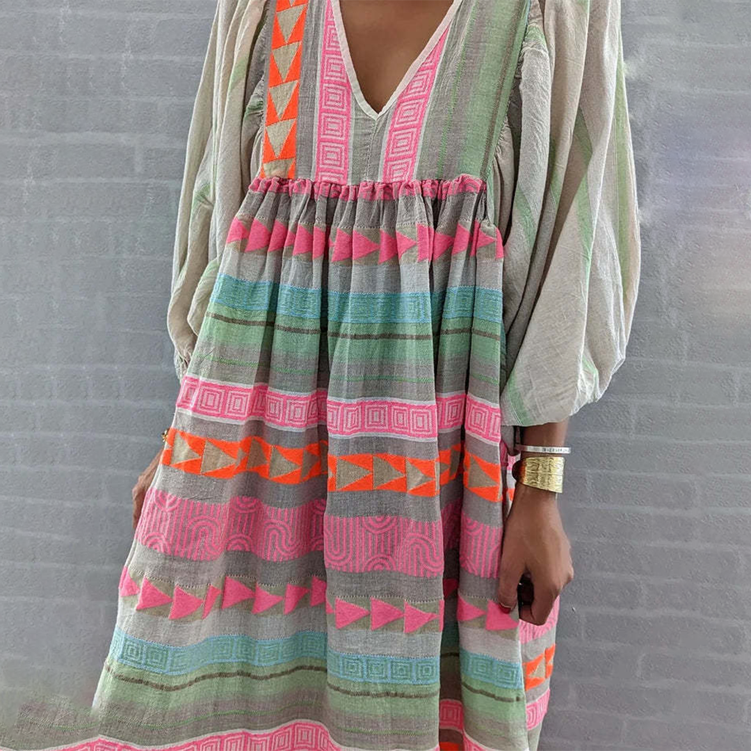 Sabrina | Bequemes Boho-Kleid mit geometrischem Muster und langen Ärmeln