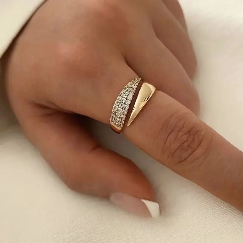 Eleganter Nova Goldring für Damen