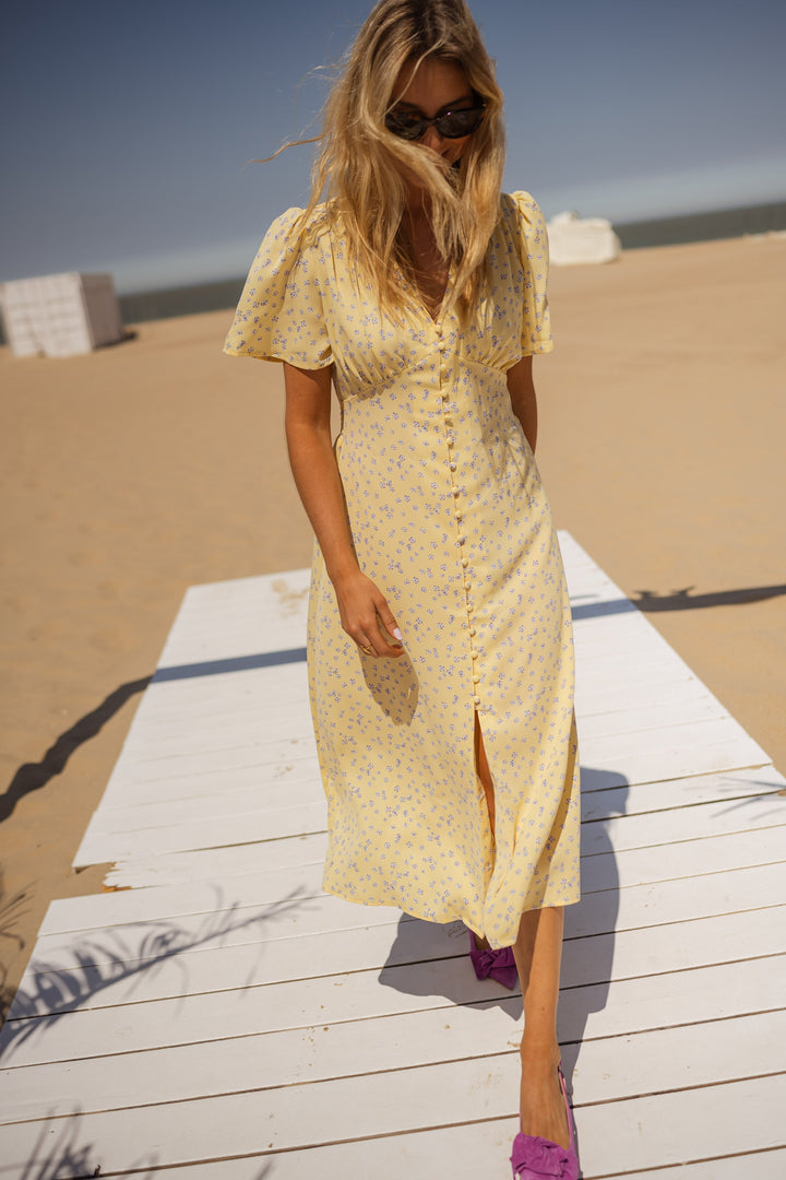 Lena | Damen Midikleid mit Blumenmuster, V-Ausschnitt und kurzen Ärmeln