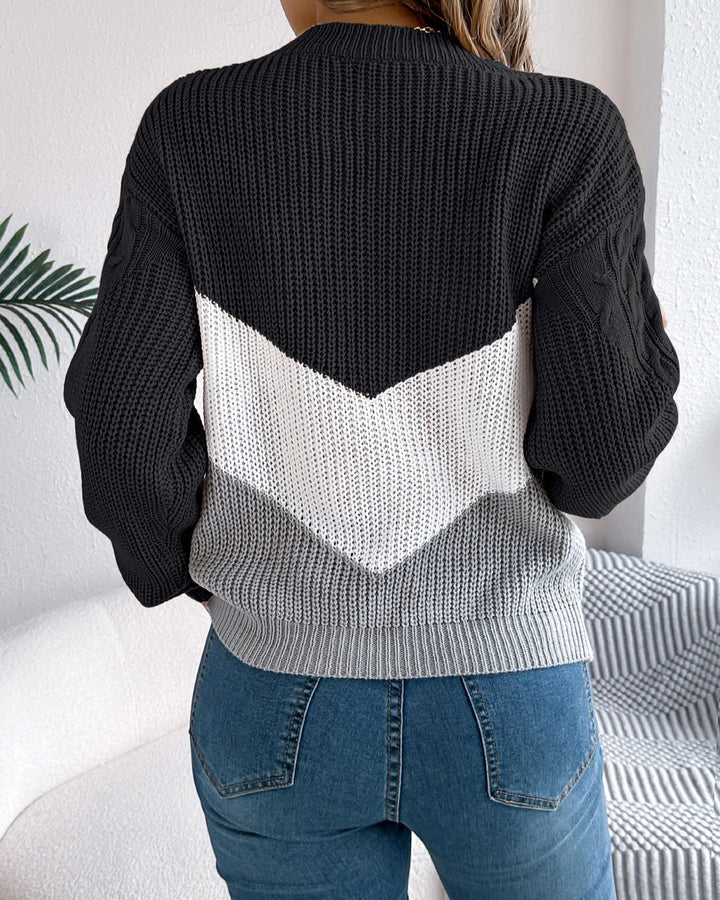 Chloe | Der Chevron-Strickpullover für Damen mit Rundhalsausschnitt