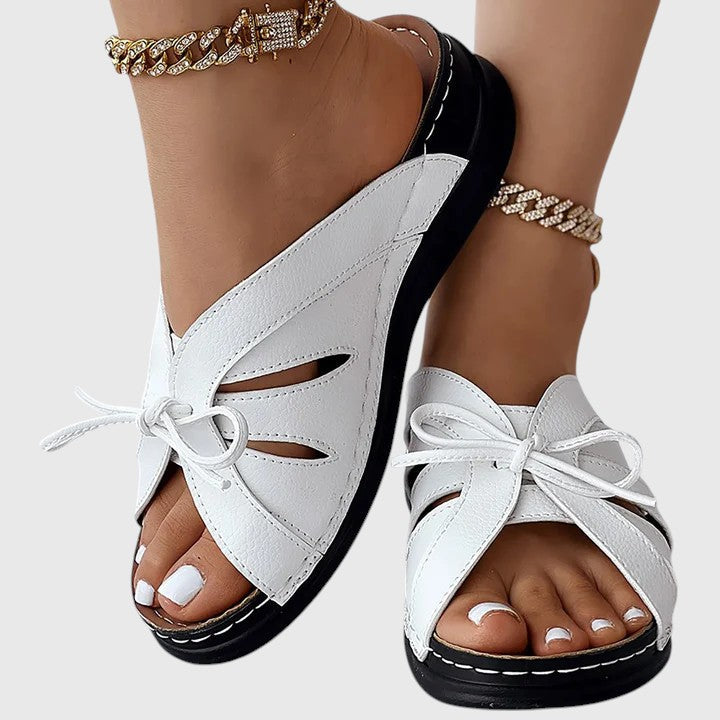 Selene | Bequeme Sandalen für Damen mit flachem Absatz