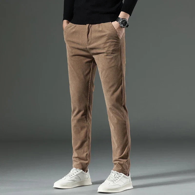 Chester | Cordhose für Herren mit schmaler Passform