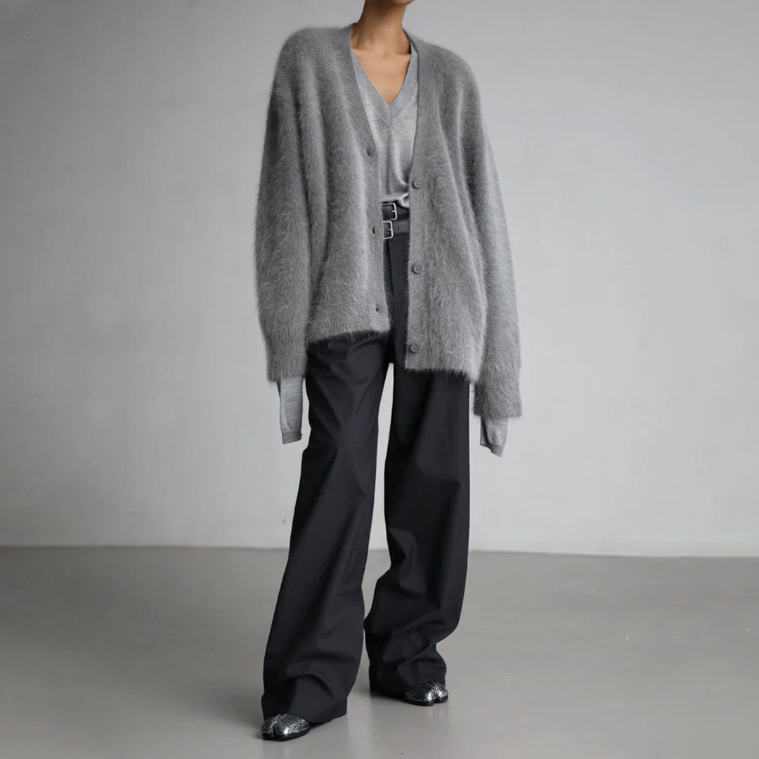 Dahlia | Stilvoller Cardigan für Damen mit V-Ausschnitt und langen Ärmeln
