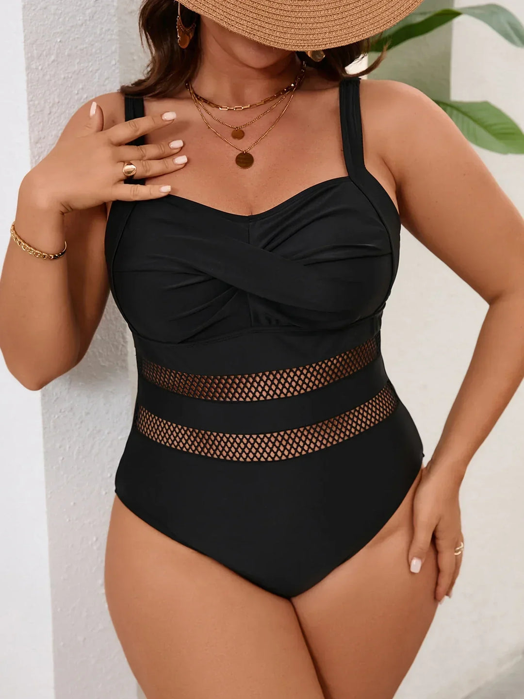 Sophia | Damen-Badeanzug mit V-Ausschnitt und Mesh-Einsätzen