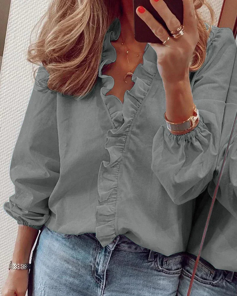 Enola | Feminin Bluse mit verspielten Rüschen