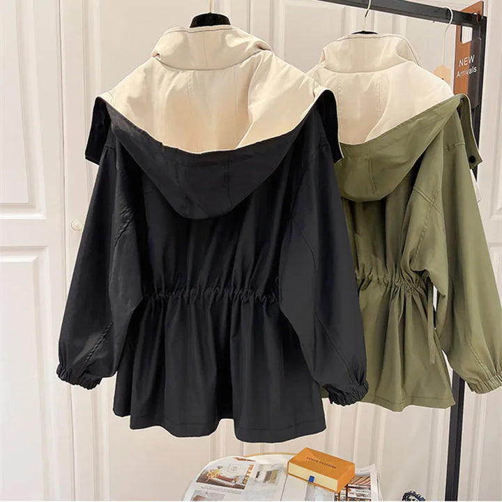 Frieda | Gemütliche Windjacke für Damen mit langen Ärmeln