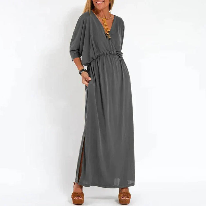 Mariah | Klassisches Maxi-Kleid für Damen mit V-Ausschnitt und 3/4-Ärmeln
