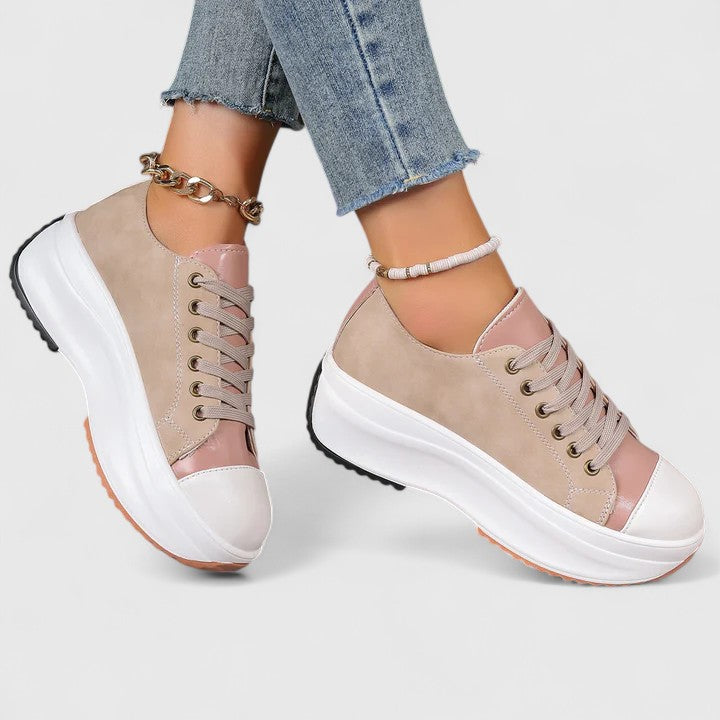 Daniela | Trendige Orthopädische Schuhe für Damen mit flachem Absatz