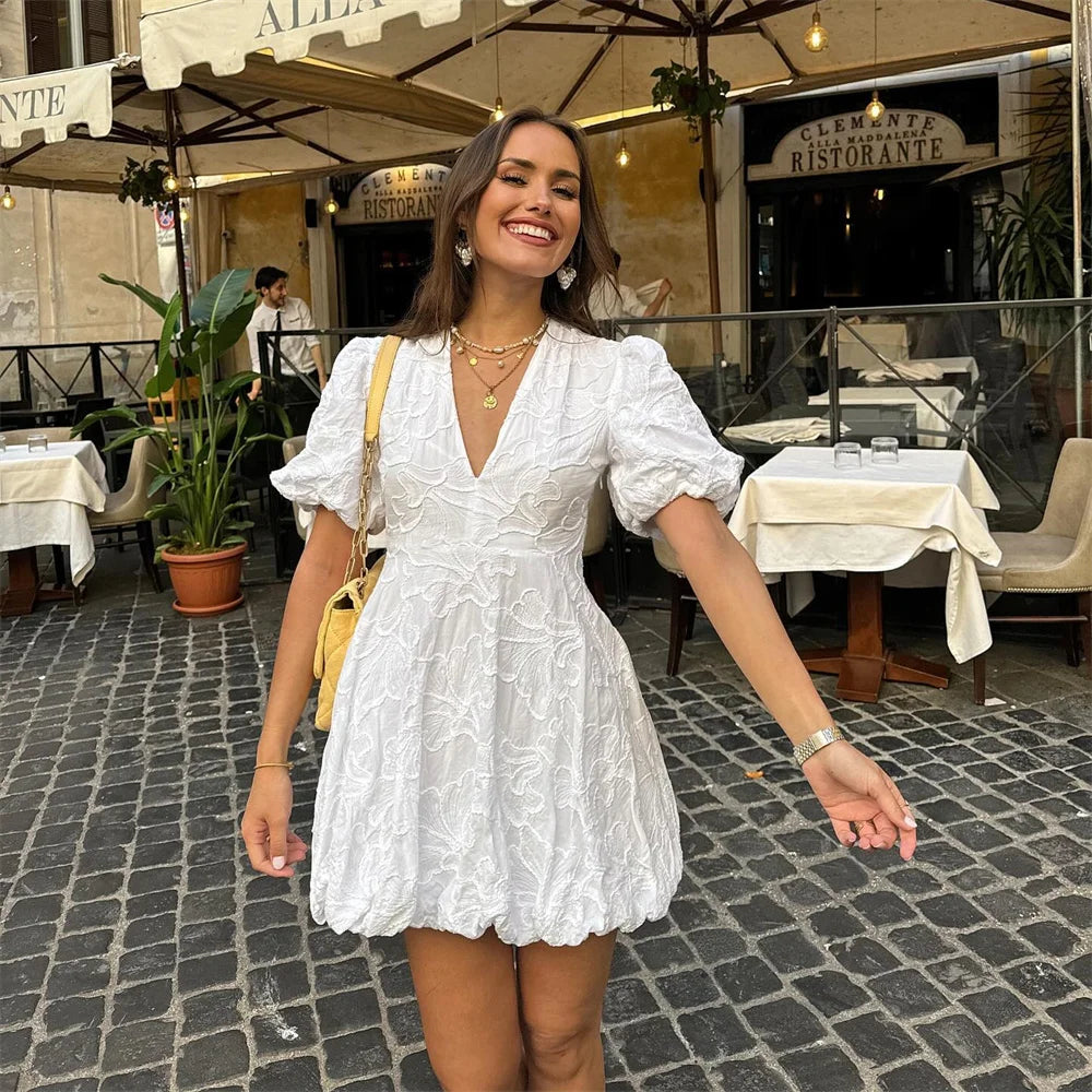 Paula | Italienisches Minikleid für Damen mit V-Ausschnitt und kurzen Ärmeln