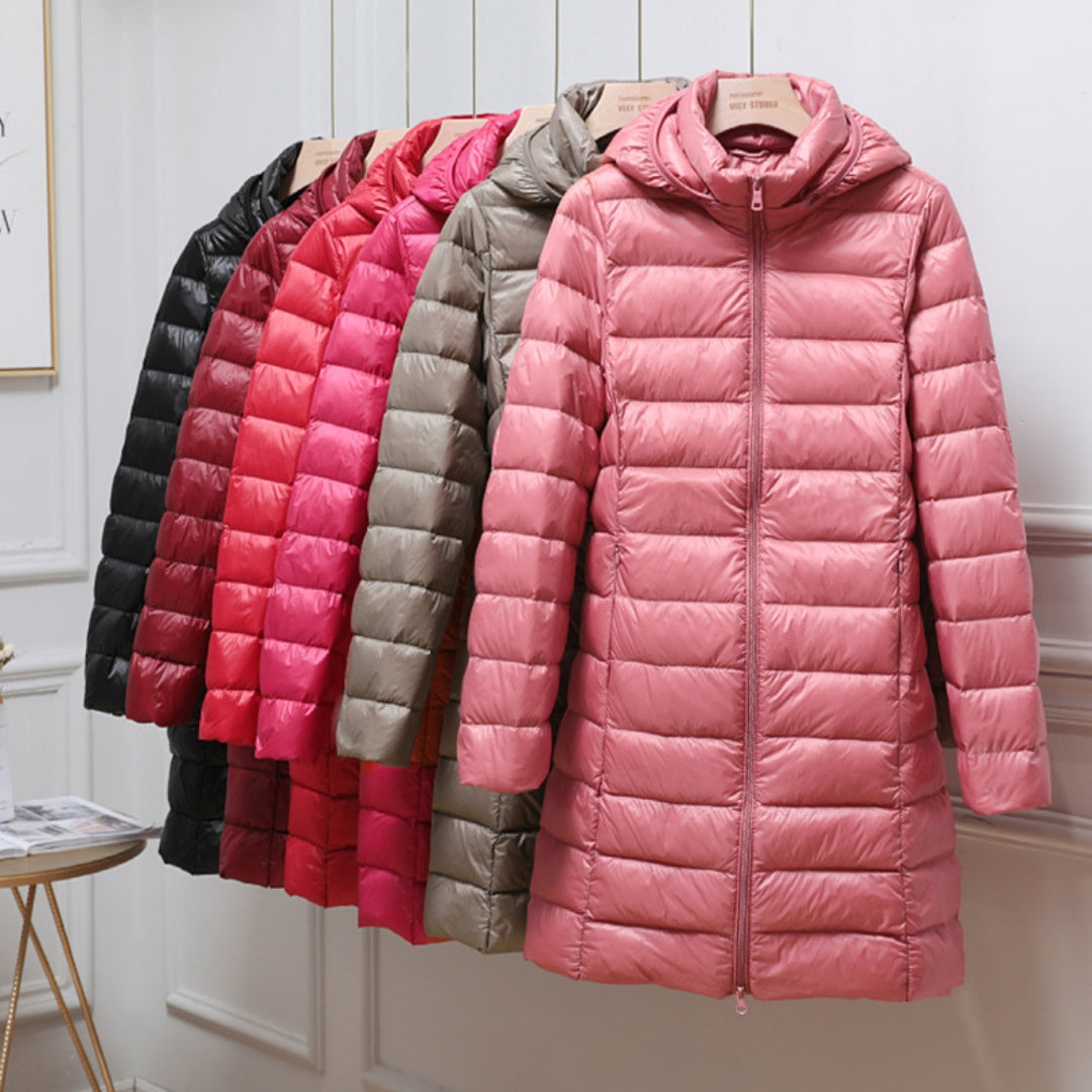 Gerda | Ultraleichte Jacke für Damen mit Kapuze und langen Ärmeln
