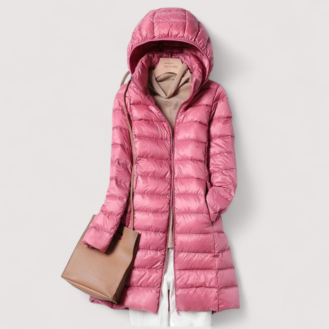 Gerda | Ultraleichte Jacke für Damen mit Kapuze und langen Ärmeln