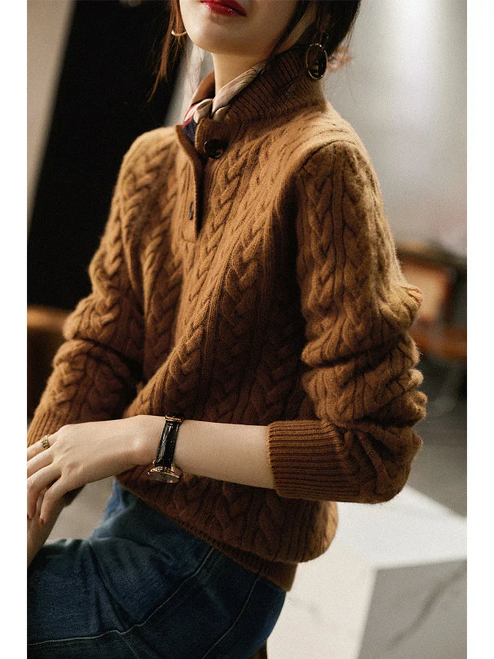 Arden Pullover für Damen mit Knopfleiste, Rundhalsausschnitt und Stehkragen