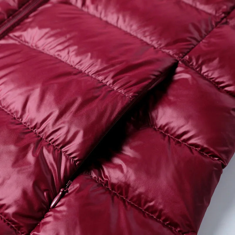 Sarah | Ultraleichte Lange Jacke für Damen mit Kapuze und langen Ärmeln