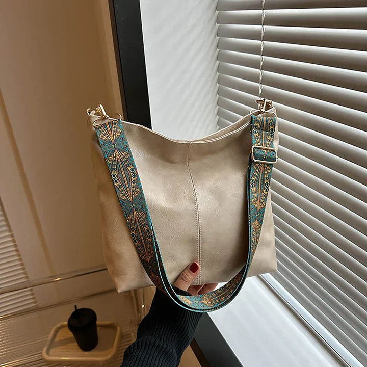 Embjørg | Klassische Schultertasche für Damen mit verstellbarem gemustertem Tragegurt