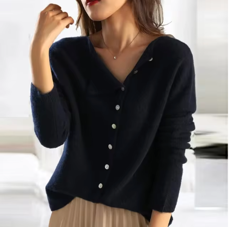 Paige | Cozy Cardigan für Damen mit V-Ausschnitt und langen Ärmeln