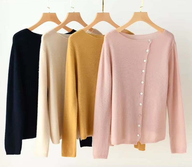 Paige | Cozy Cardigan für Damen mit V-Ausschnitt und langen Ärmeln