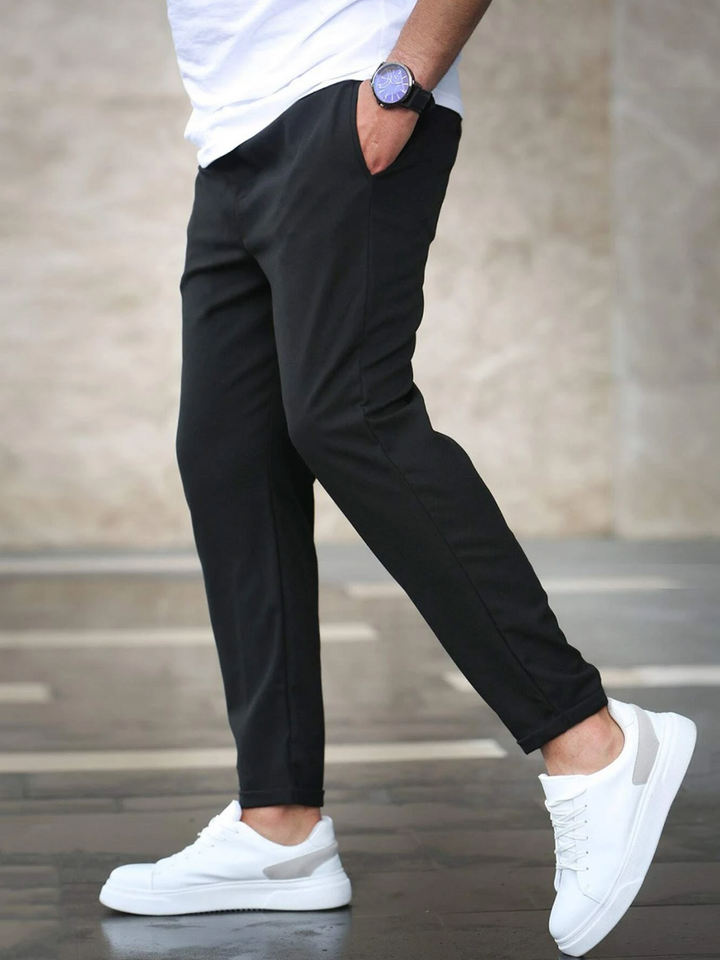 Antonio | Komfort Hose für Herren mit schmaler Passform und mittlerem Bund