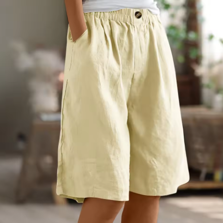 Hana | Weite Freizeitshorts für Damen mit mittlerem Bund