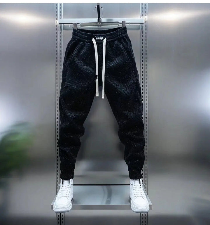 Brinley | Bequeme Jogginghose für Herren mit Kordelzug und schmaler Passform