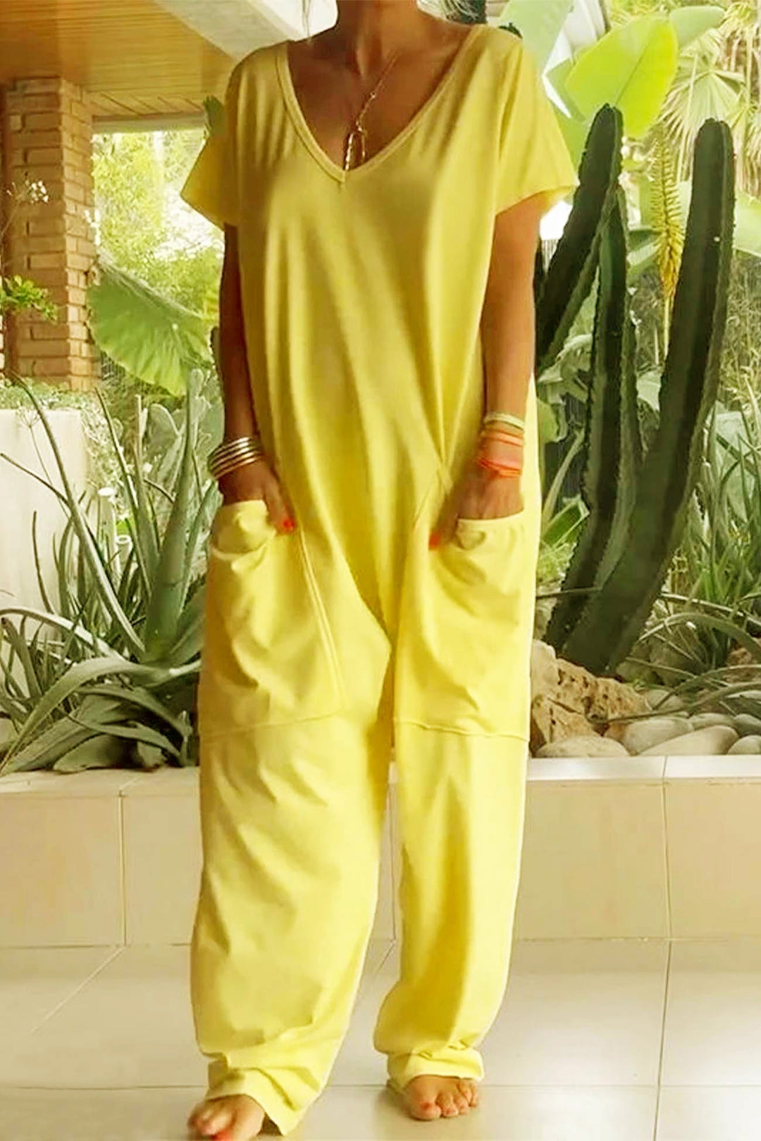 Reshiel | Lässiger Stil Jumpsuit für Damen mit V-Ausschnitt und kurzen Ärmeln