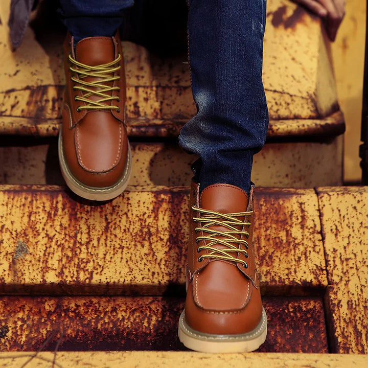 Marco | Retro Winterstiefel für Herren mit flachem Absatz