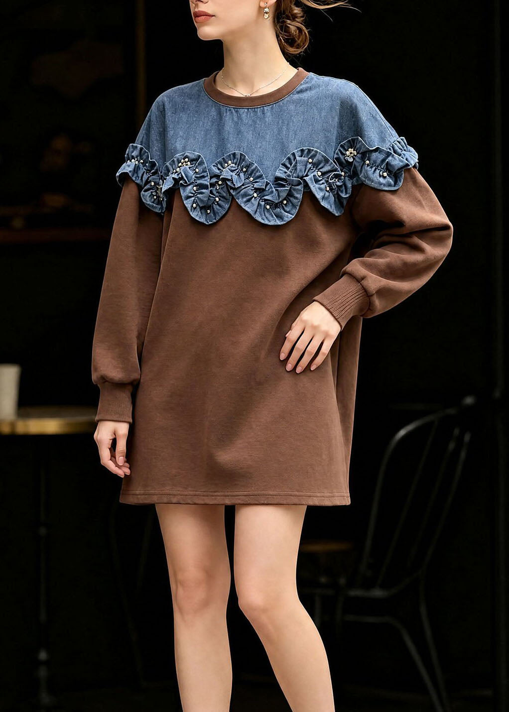 Pull pour femme à col rond et à volants
