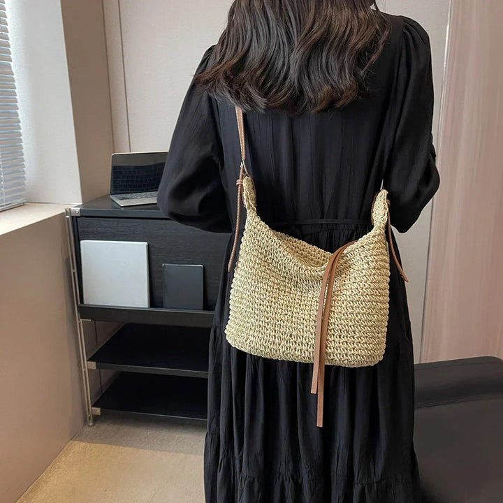 Arnljot | Strukturierte Schultertasche im gewebten Stil für Damen