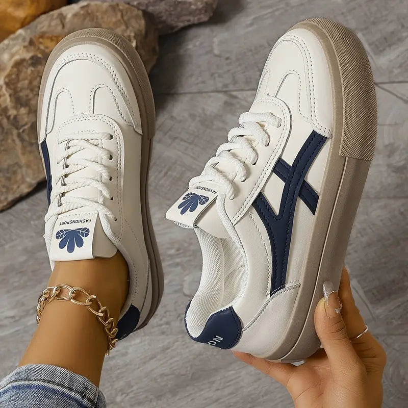 Nina | Orthopädische Sneaker für Damen mit niedrigem Absatz