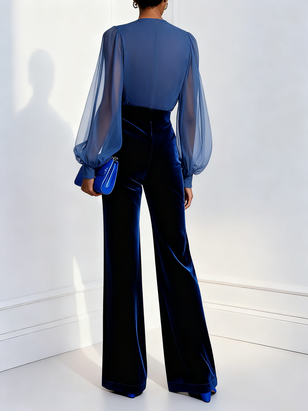 Jumpsuit für Damen mit langen Ärmeln und blauem Mesh-V-Ausschnitt