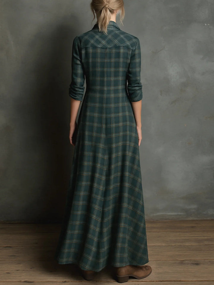 Klara | Damen Karo Kleid mit langen Ärmeln, Knöpfen und Taschen