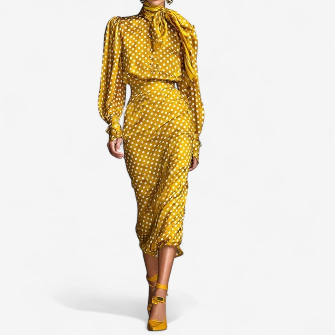 Susan Ensemble Zwei Teile Gold für Damen mit Punkten und Rollkragen