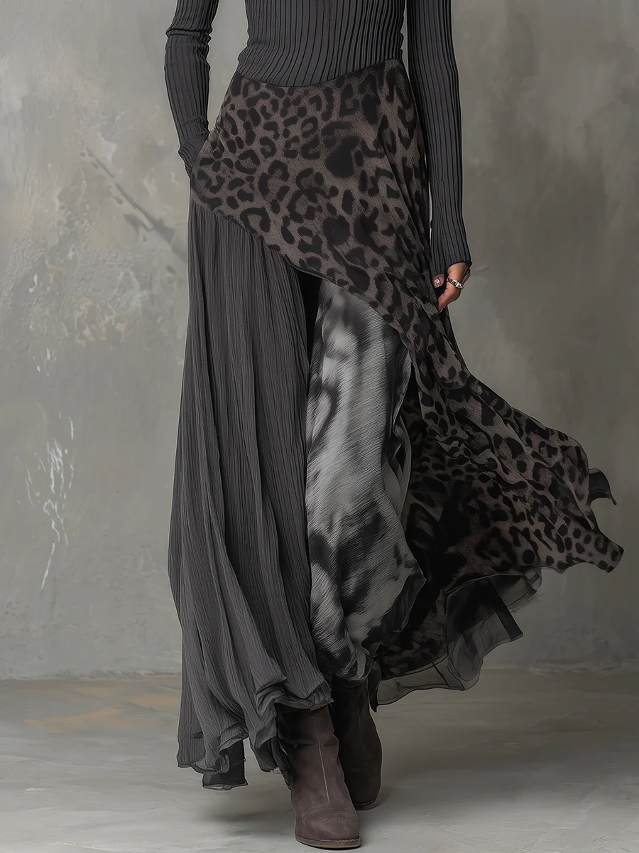 Maxi-Kleid für Damen mit grauen Streifen und Leopardenmuster, unregelmäßiger Saum