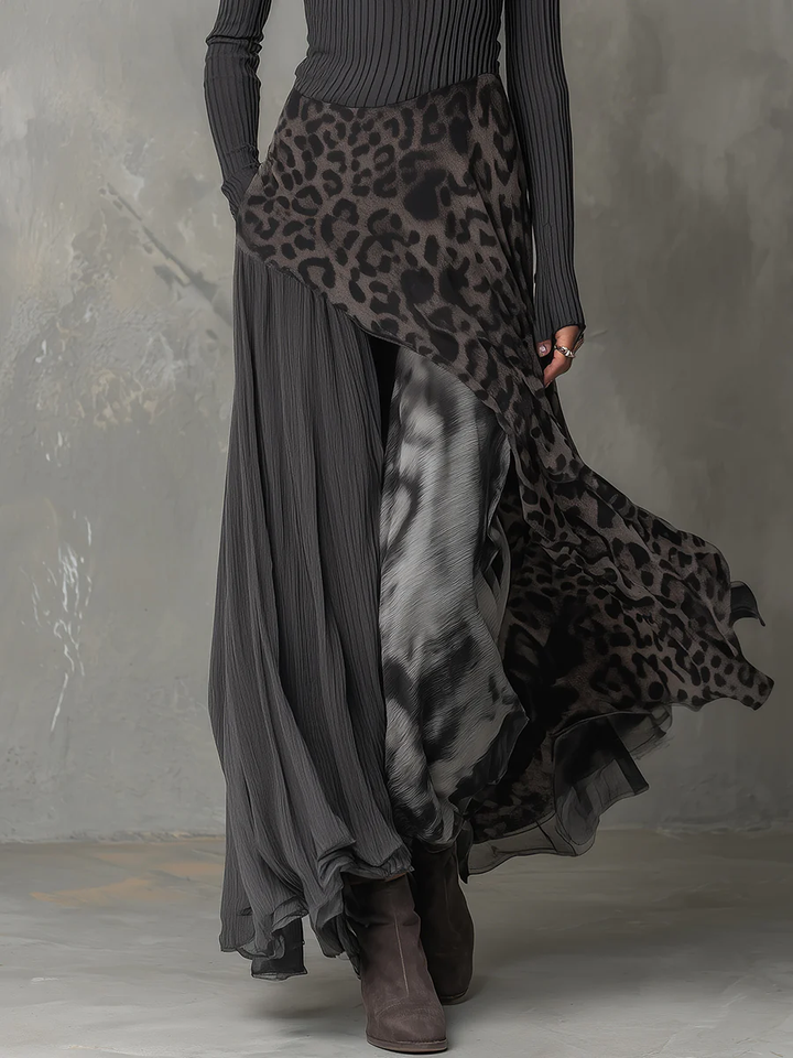Maxi-Kleid für Damen mit grauen Streifen und Leopardenmuster, unregelmäßiger Saum