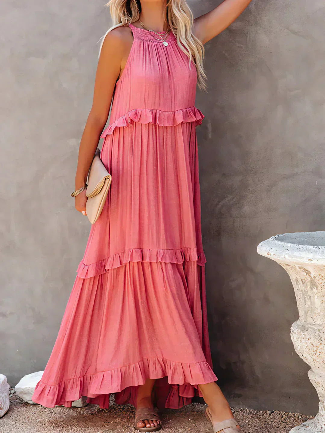 Emilia | Halter Ruffle Maxi Kleid mit langen Ärmeln