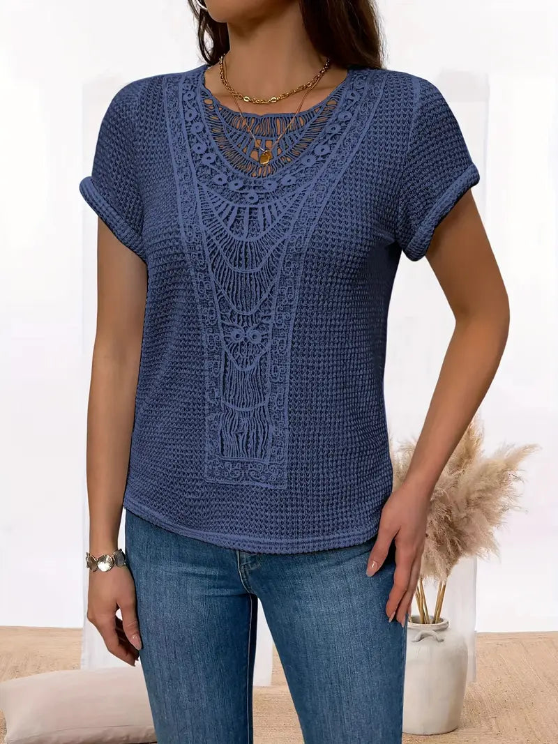 Megan | Schickes Shirt für Damen mit Rundhalsausschnitt