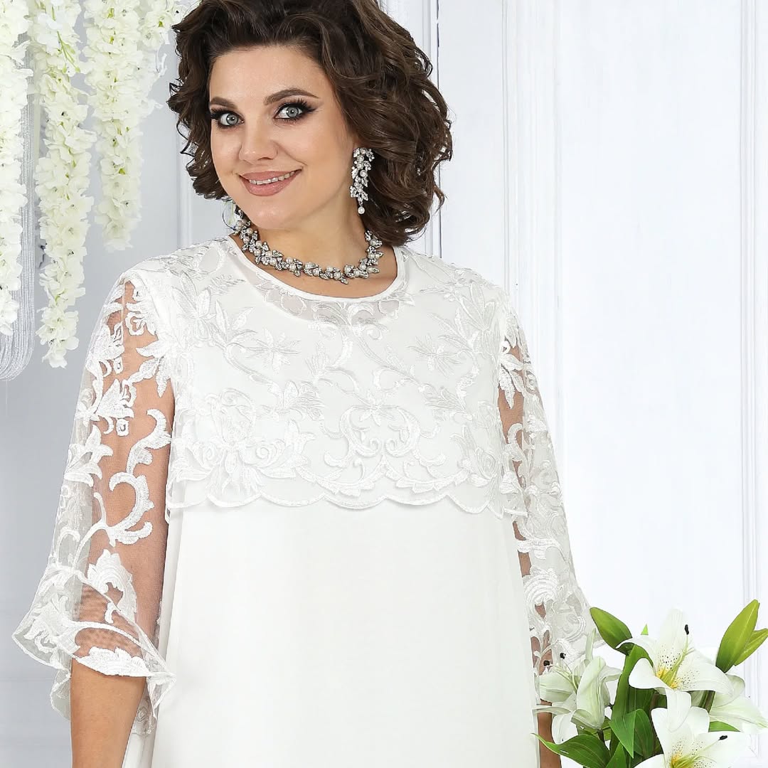 Frauen Rundhals Besticktes Patchwork Minikleid für Damen