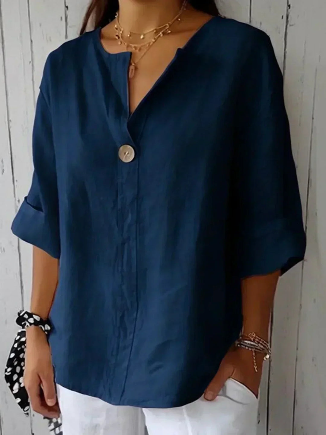 Angela | Legere V-Ausschnitt Bluse
