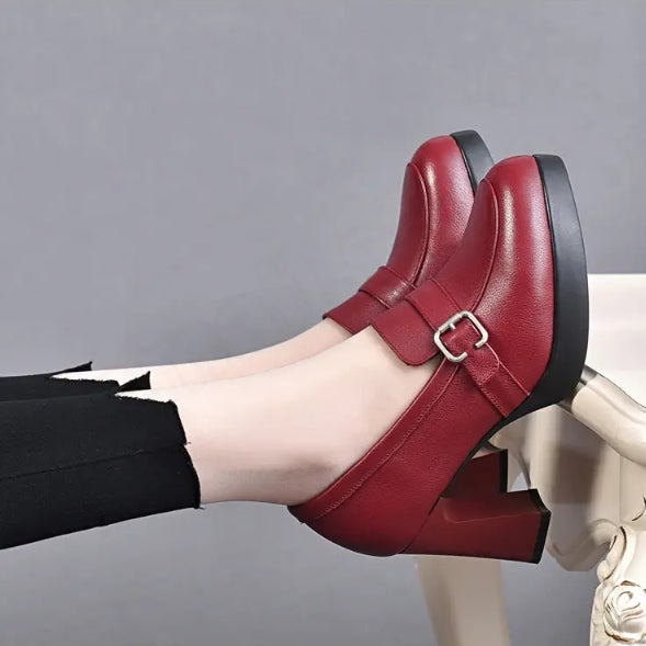 Lore | Vielseitige Stiefel für Damen mit Absatz