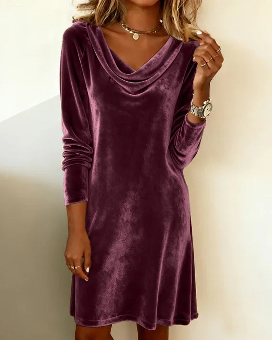 Frosina | Lässiges Velourkleid für Damen mit entspannter Passform
