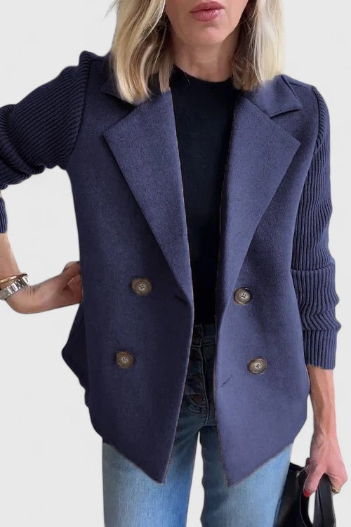 Sophie | Damen Blazer mit Knöpfen und Strickärmeln