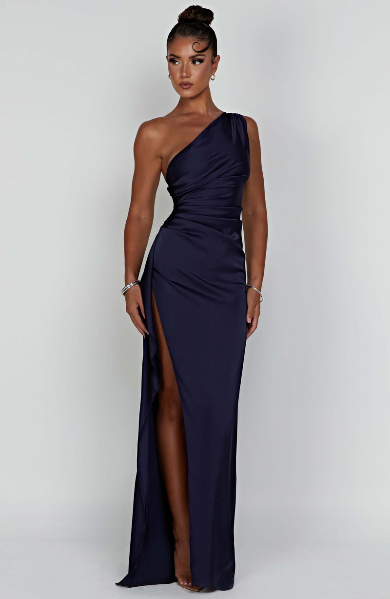 Saoirse | Langes Bodycon Maxikleid für Damen mit einem Schulterträger