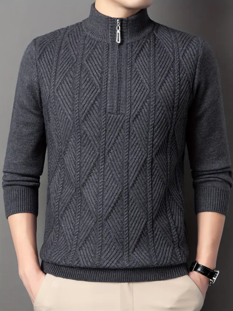 Brit und Boho | Der Everest Kabelstrickpullover mit Stehkragen