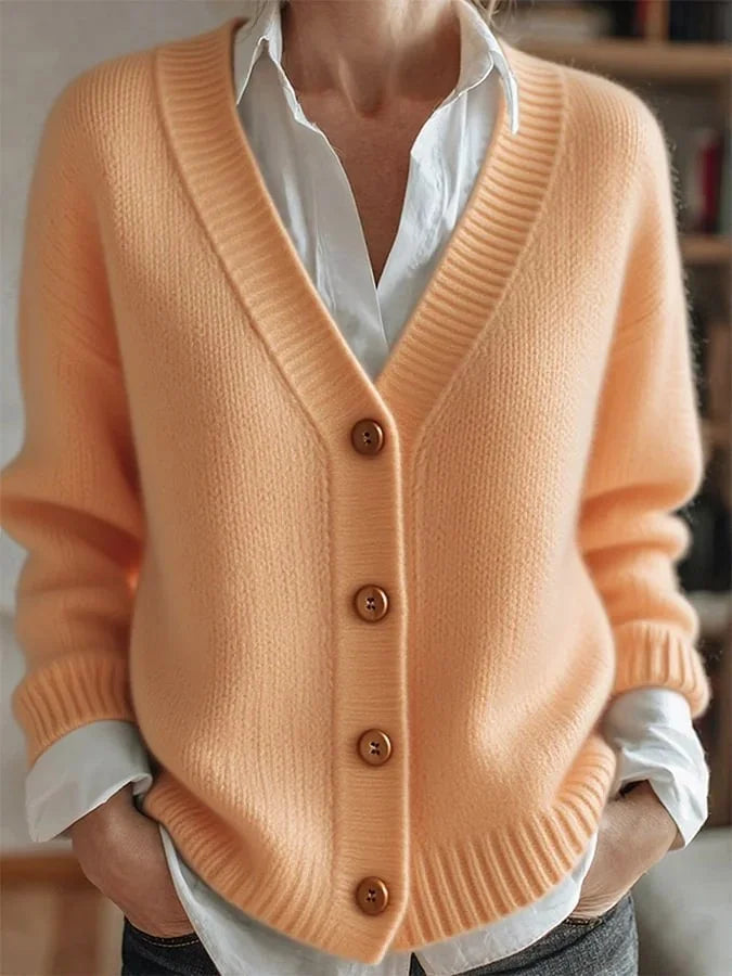 Merida | Vintage Winter Cardigan für Damen mit V-Ausschnitt und langen Ärmeln