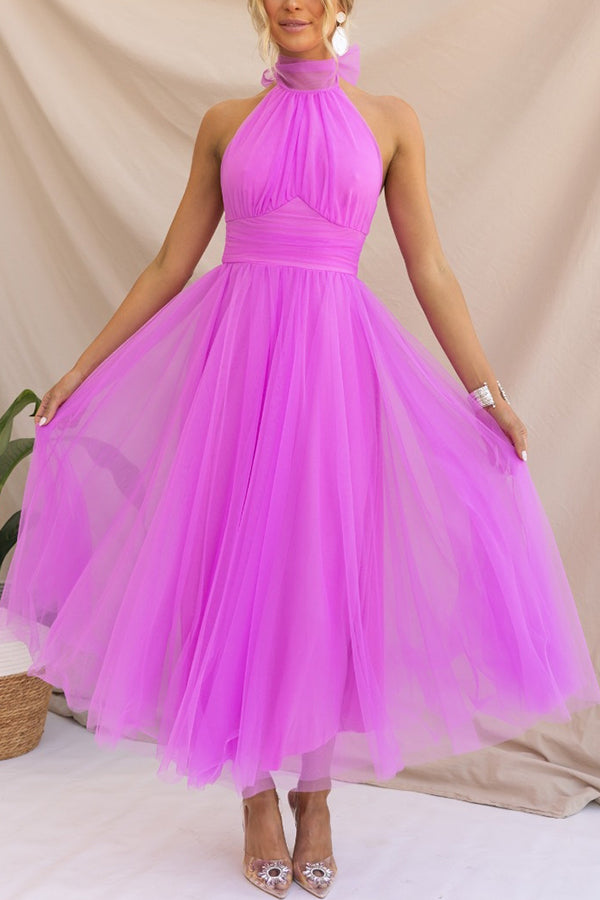 Valeria | Schickes Tüllkleid für Damen mit Neckholder-Ausschnitt
