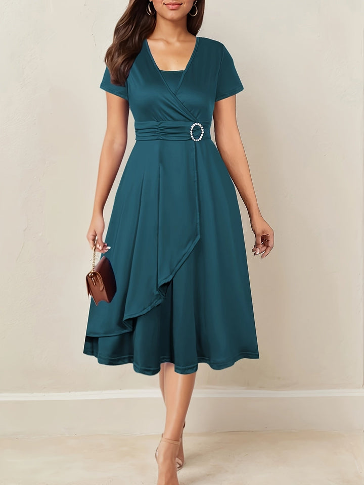 Hilda | Elegantes Abendkleid für Damen mit Strass-V-Ausschnitt
