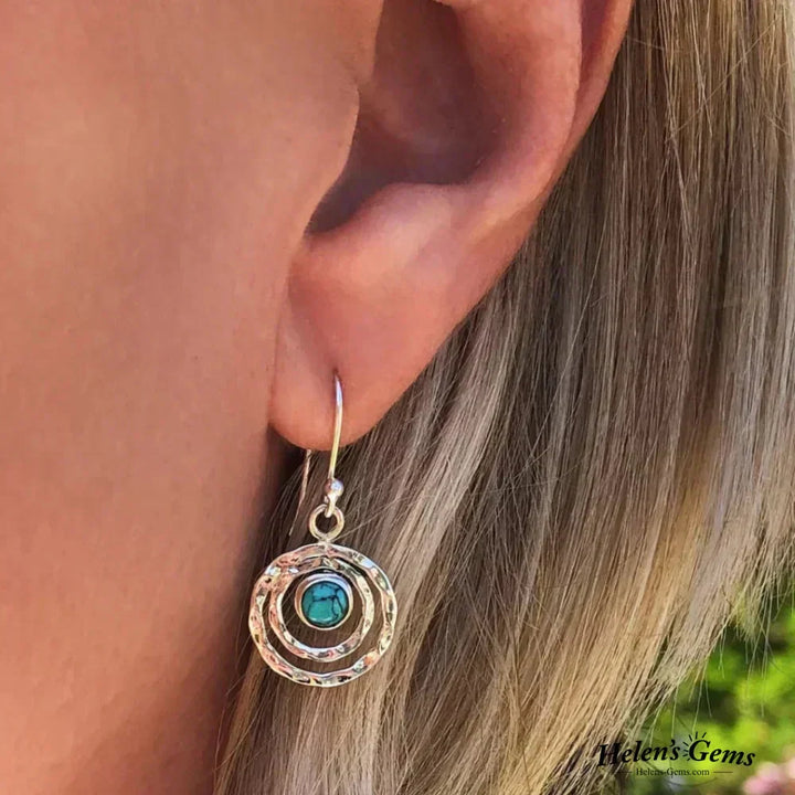Boho Saturn Ohrringe: Türkis und Gold für Damen