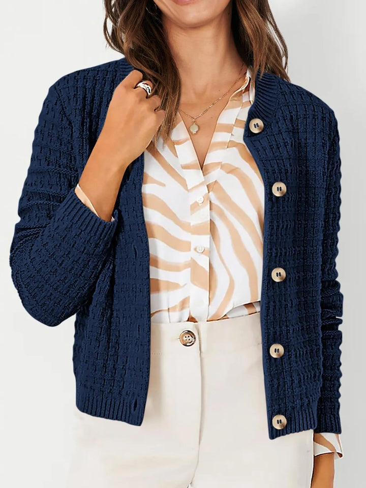 Harper | Strickjacke für Damen mit Knopfleiste und Rundhalsausschnitt