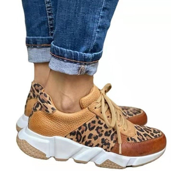 Jessica | Trendy Ergonomische Turnschuhe für Damen mit flachem Absatz