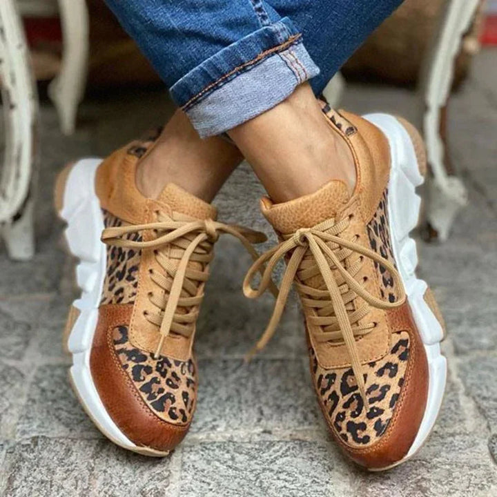 Jessica | Trendy Ergonomische Turnschuhe für Damen mit flachem Absatz